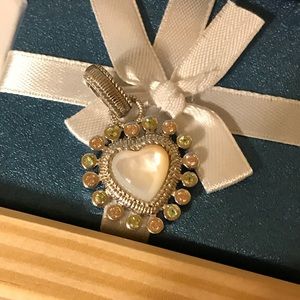 Judith Ripka Enhancer